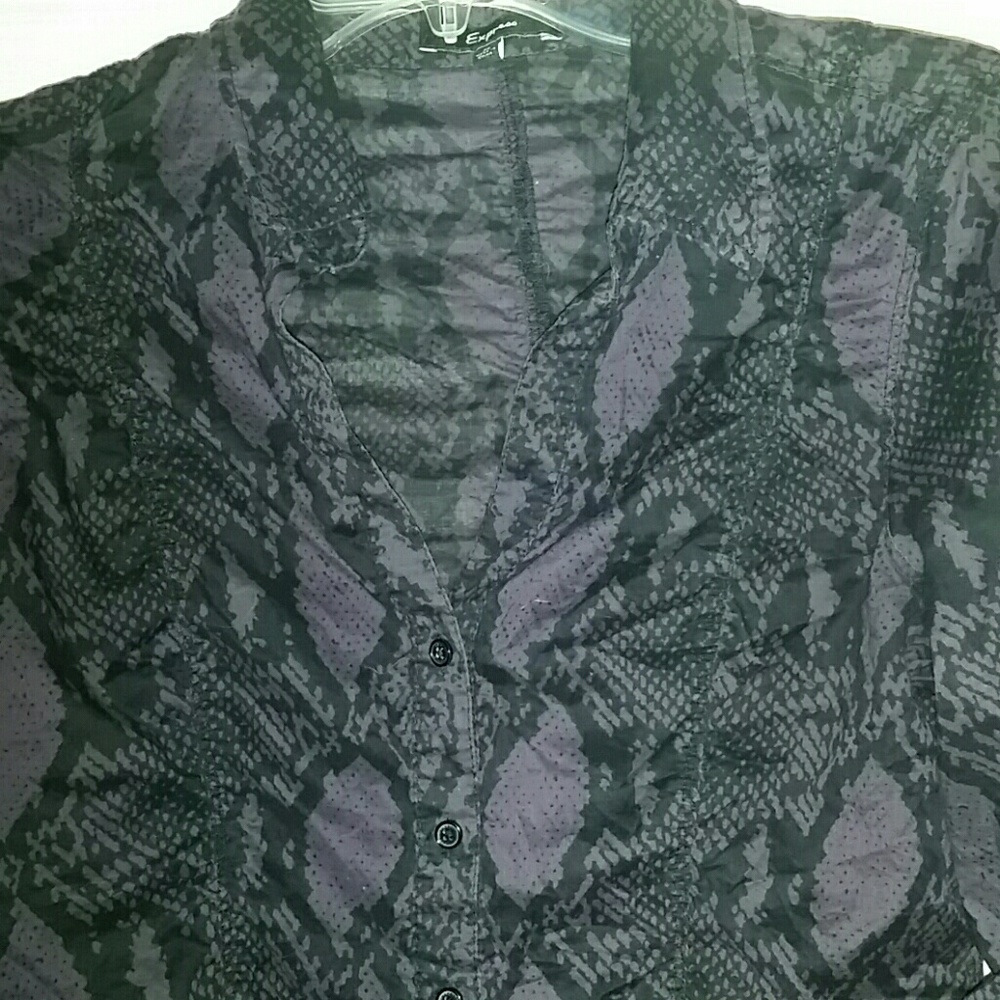 Express purple button up